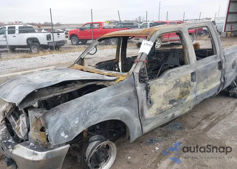 2001 Ford F-350 Lariat/Xl/Xlt from USA, damaged, VIN 1FTSW31F51ED64351